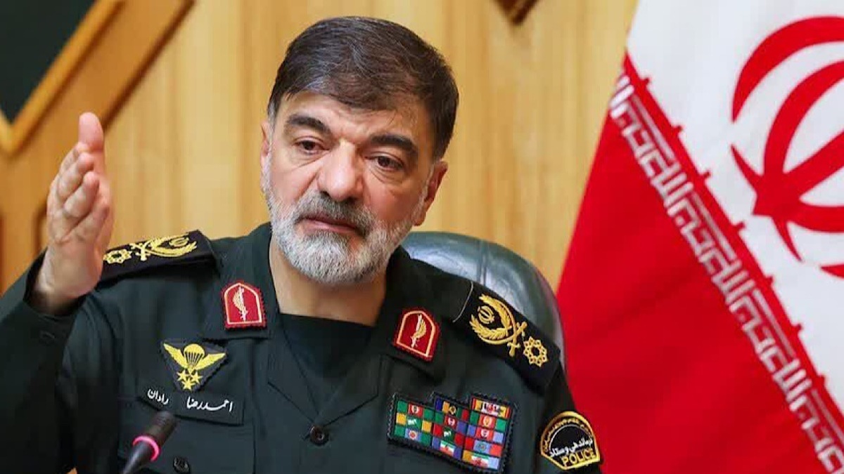 باشگاه خبرنگاران -هشدار فرمانده کل انتظامی درباره چهارشنبه‌سوری؛ احتمال سوءاستفاده دشمن در شرایط جنگی