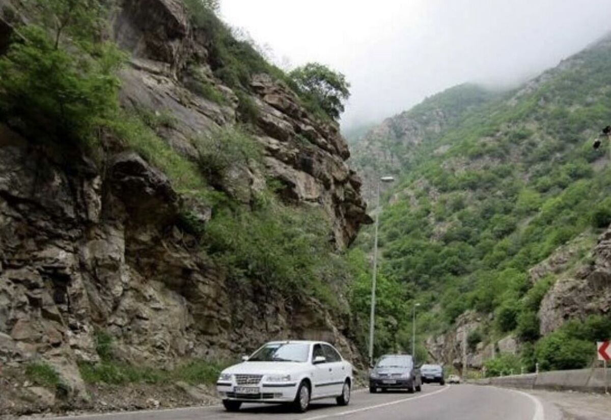 باشگاه خبرنگاران -تردد روان در جاده‌های شمالی کشور/ بارش باران و مه‌گرفتگی در برخی استان‌ها