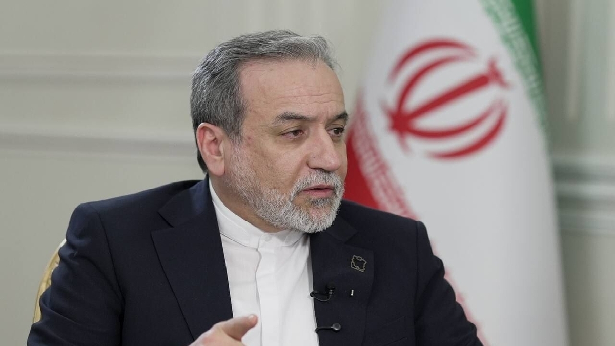 باشگاه خبرنگاران -عراقچی: لازم باشد جان خودمان را هم فدا خواهیم کرد