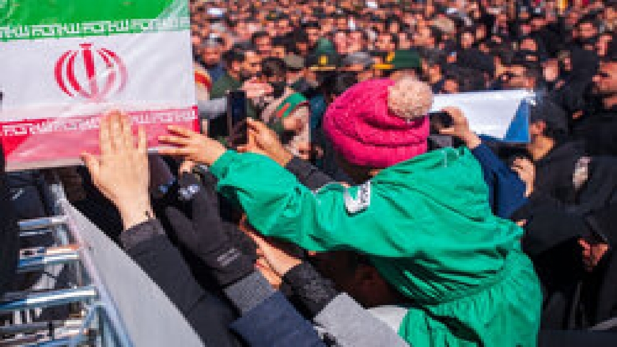 باشگاه خبرنگاران -آخرین صلوات زیر آوار که روح را به پرواز درآورد