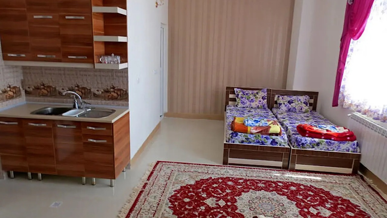 اسکان اضطراری فرهنگیان کاملاً رایگان است