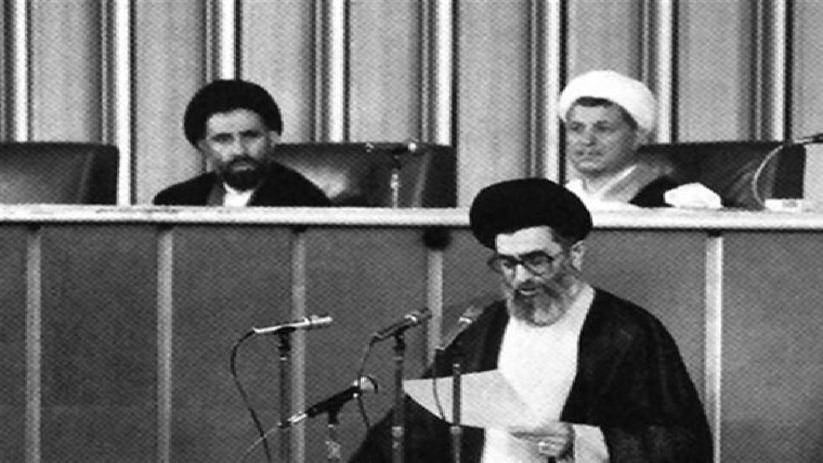 باشگاه خبرنگاران -حال و هوای مجلس خبرگان در سال ۶۸