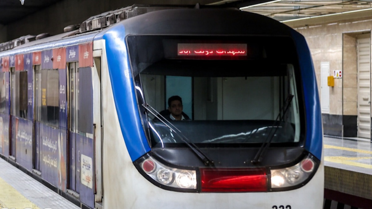 باشگاه خبرنگاران -استفاده از مترو و اتوبوس رایگان شد/ طرح ترافیک تهران اجرا نمی‌شود