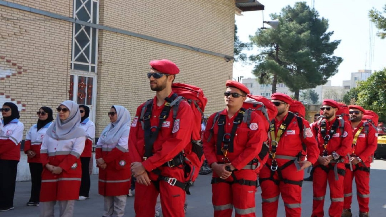 تیم واکنش سریع هلال‌احمر بوشهر به بندرعباس اعزام شد