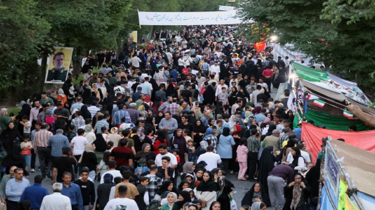 خروش مردم بام ایران علیه اسرائیل در حماسه بزرگ غدیر+فیلم