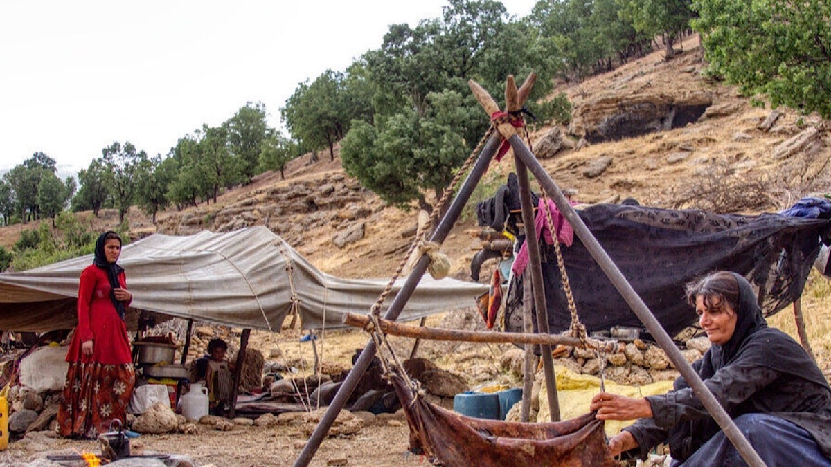 روز ملی روستا و عشایر