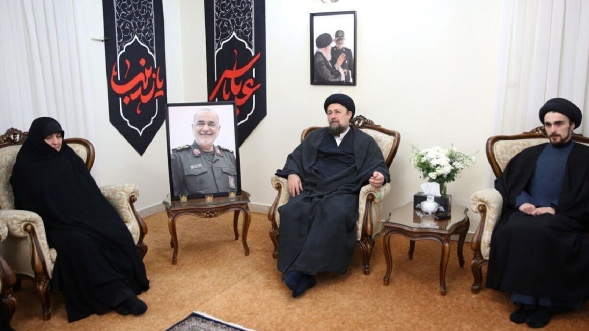 باشگاه خبرنگاران -دیدار سید حسن خمینی با خانواده شهید سپهبد حسین سلامی