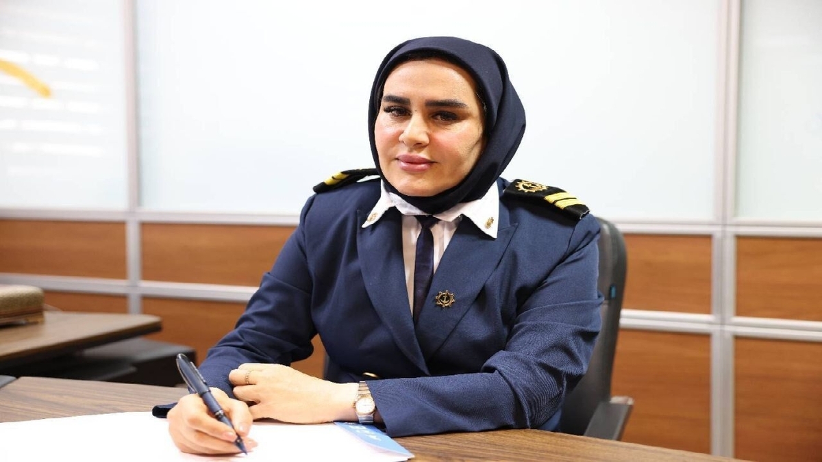 باشگاه خبرنگاران -کسب گواهی‌نامه افسری توسط اولین بانوی دریانورد خوزستان