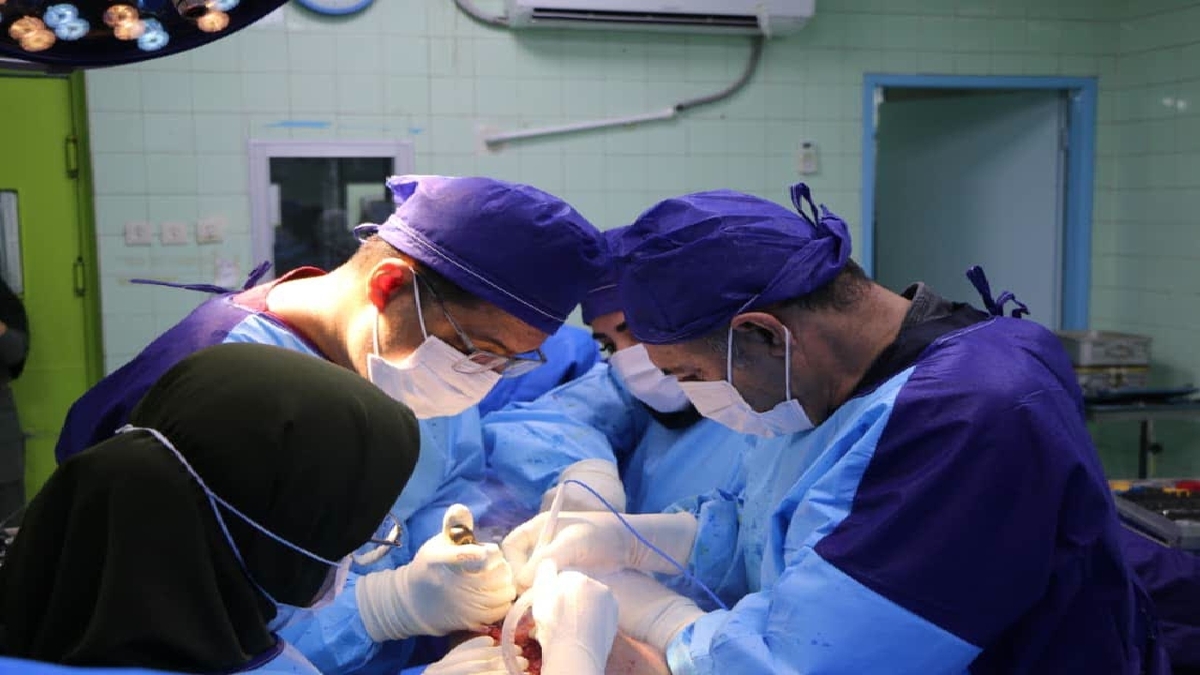 باشگاه خبرنگاران -۱۵ کودک نیازمند با مشکلات لوزه، در بیمارستان بزرگ دزفول(دکتر گنجویان) تحت عمل جراحی رایگان قرار گرفتند