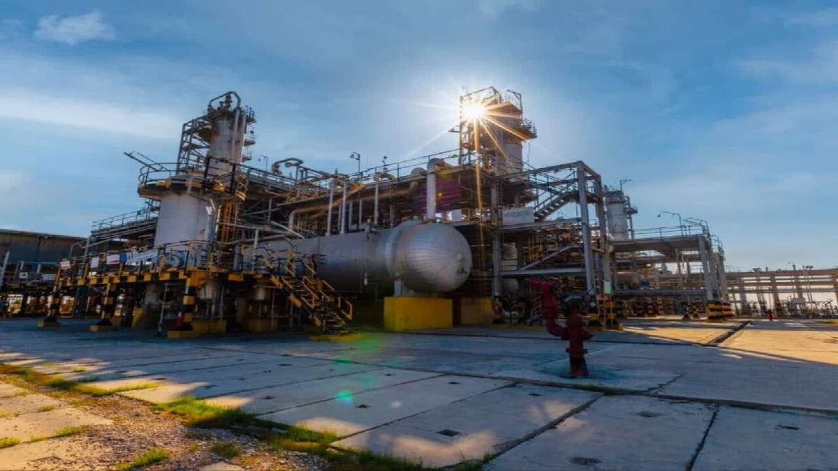 باشگاه خبرنگاران -افق ۱۴۰۷ پایان مشعل‌سوزی گازهای همراه در مناطق نفتخیز جنوب