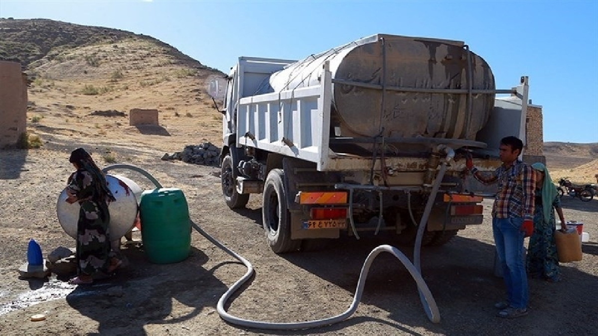 باشگاه خبرنگاران -آمادگی شرکت‌های حمل و نقل فرآورده های نفتی برای توزیع سوخت‌ زمستانی در منطقه اهواز