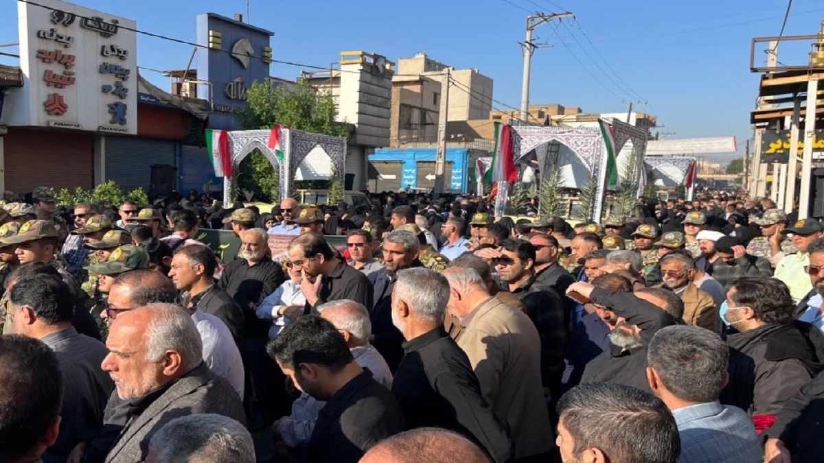 باشگاه خبرنگاران -تشییع پیکر مطهر شهیدان گمنام در اهواز