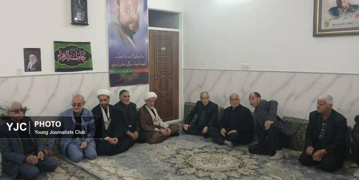 اقدام زیبای نمازگزاران یک مسجد در قم به مناسبت روز اول سال و عید فطر
