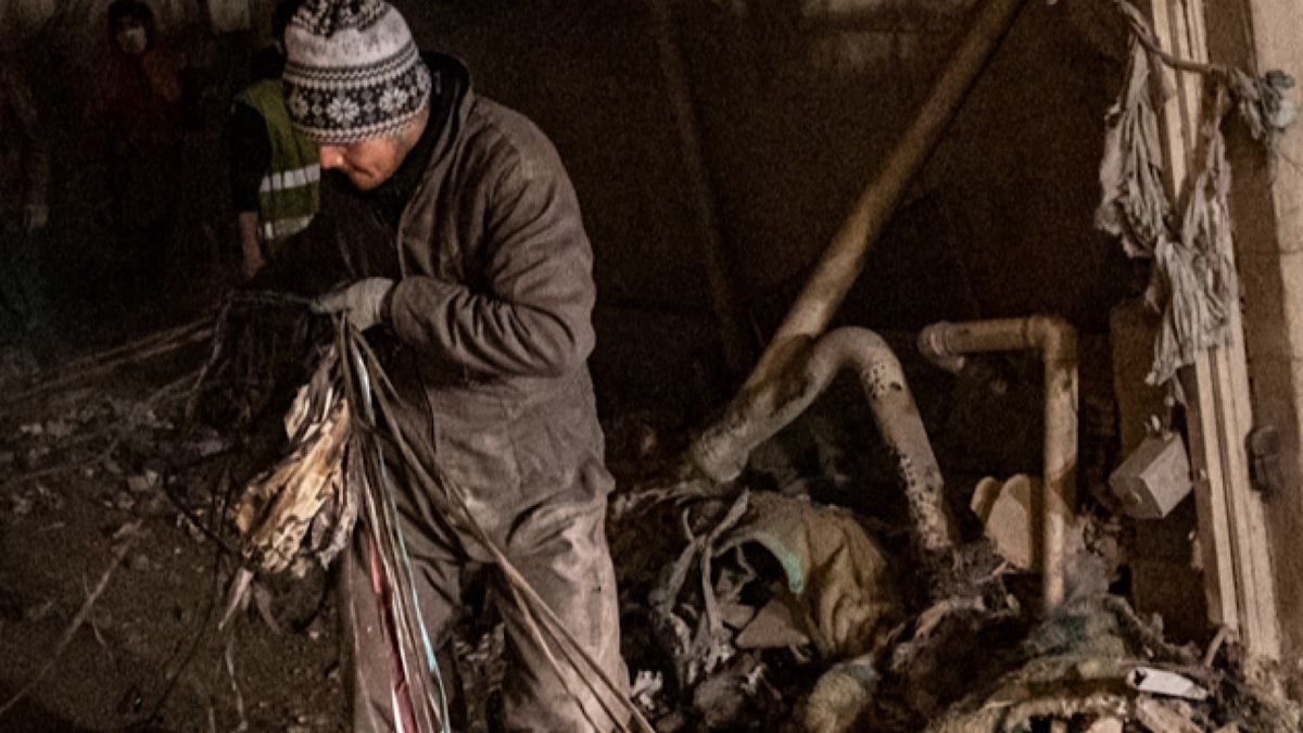 باشگاه خبرنگاران -۲۱ هزار مجروح در حمله دشمن به ۱۰۲ هزار واحد غیرنظامی