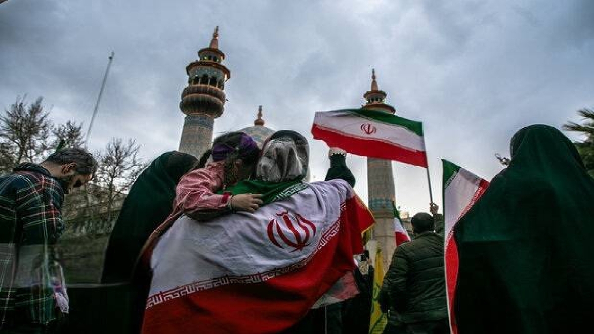 باشگاه خبرنگاران -به جمهوری اسلامی ایران، آری گفته‌ایم/ پرچم ایران دنیا را بیدار کرد