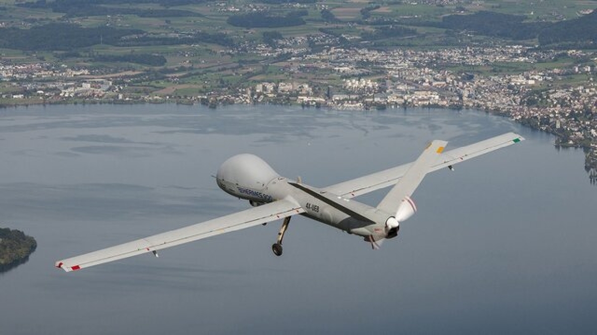 باشگاه خبرنگاران -سپاه: یک فروند پهپاد هرمس ۹۰۰ در آسمان شیراز منهدم شد