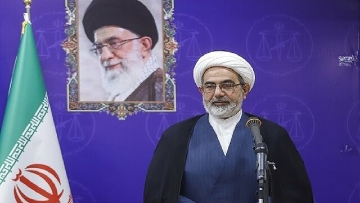 باشگاه خبرنگاران -مجاهدت‌های شهید خادمی برگ زرینی در تاریخ ایثارگری‌های فرزندان ملت در سپاه خواهد بود