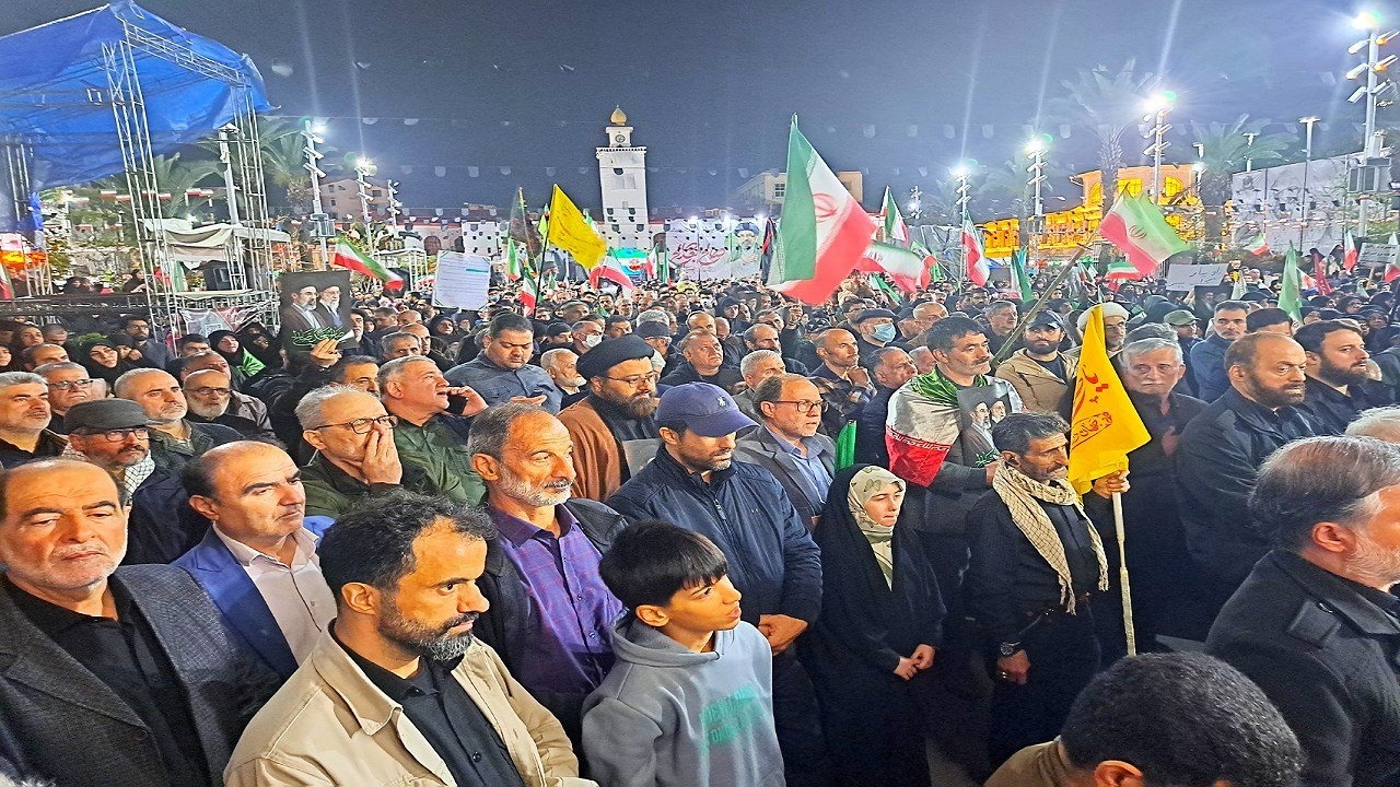 طنین الله اکبر گیلانیان در سی و هفتمین شب خونخواهی رهبر شهید انقلاب + فیلم