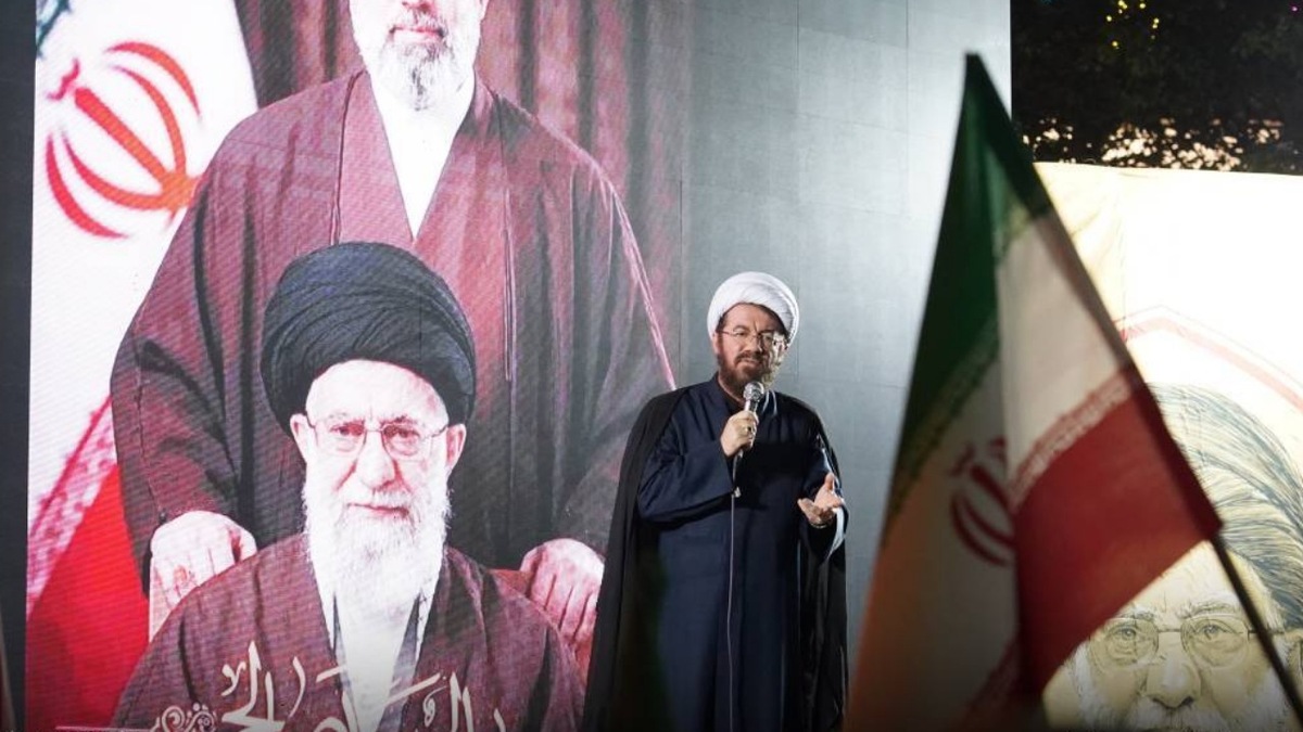 باشگاه خبرنگاران -با دل‌هایی برای ایران در شب عزای چهلم قائد امت