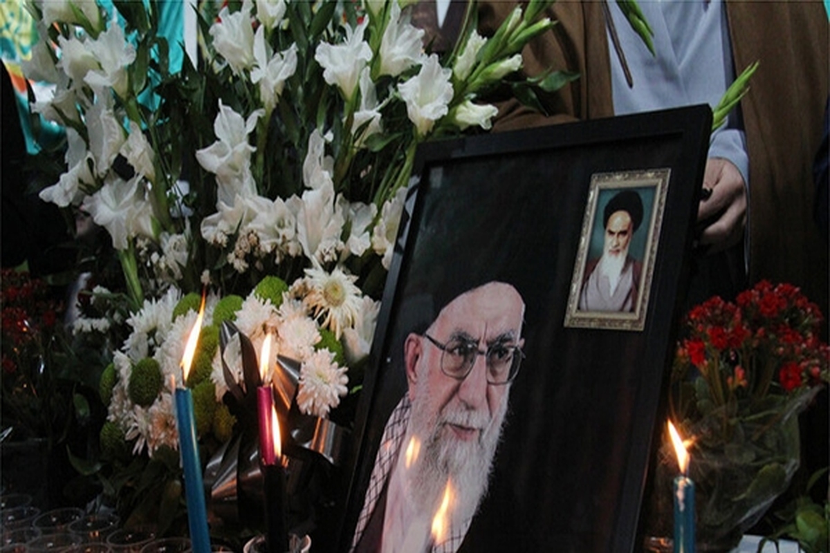 باشگاه خبرنگاران -لبیک مردم شیراز در اربعین رهبر شهید انقلاب + فیلم