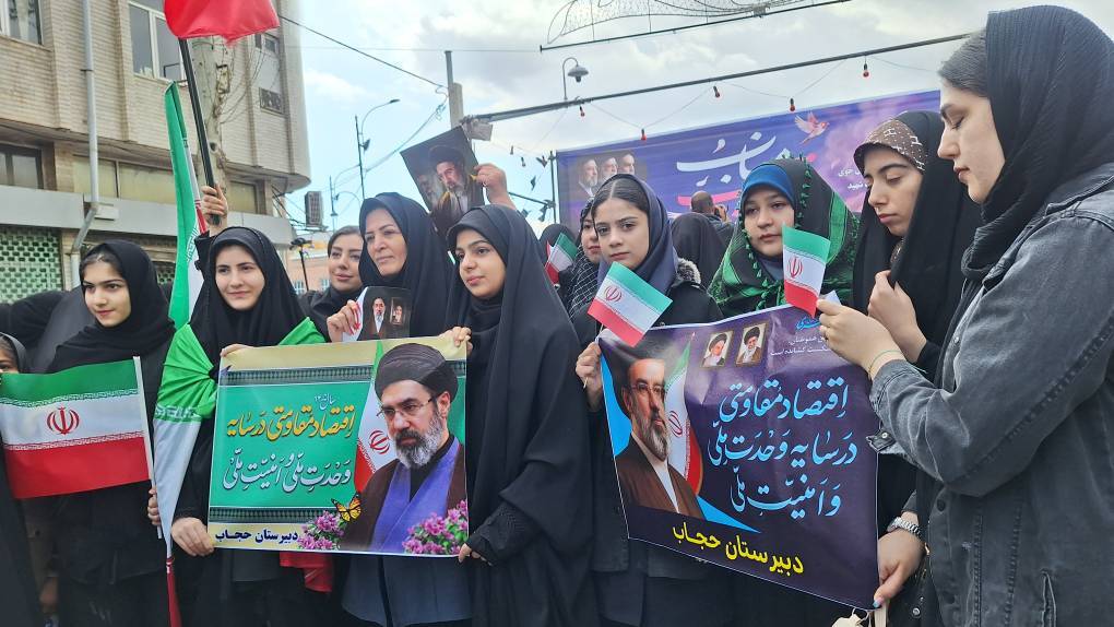 برگزاری ️سوگواره چهلمین روز شهادت قائد شهیدامت و شهدای مظلوم مدرسه شجره طیبه (ویژه دانش آموزان دختر) در خوی +فیلم وعکس برگزاری ️سوگواره چهلمین روز شهادت قائد شهیدامت و شهدای مظلوم مدرسه شجره طیبه (ویژه دانش آموزان دختر) در خوی +فیلم وعکس