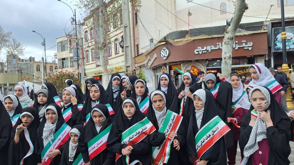 برگزاری ️سوگواره چهلمین روز شهادت قائد شهیدامت و شهدای مظلوم مدرسه شجره طیبه (ویژه دانش آموزان دختر) در خوی +فیلم وعکس برگزاری ️سوگواره چهلمین روز شهادت قائد شهیدامت و شهدای مظلوم مدرسه شجره طیبه (ویژه دانش آموزان دختر) در خوی +فیلم وعکس