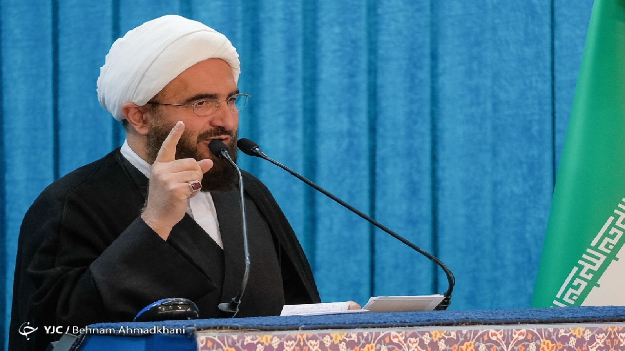خطیب نماز جمعه تهران: ایران سربلند با قاطعیت از چله جهاد و حماسه بیرون آمد
