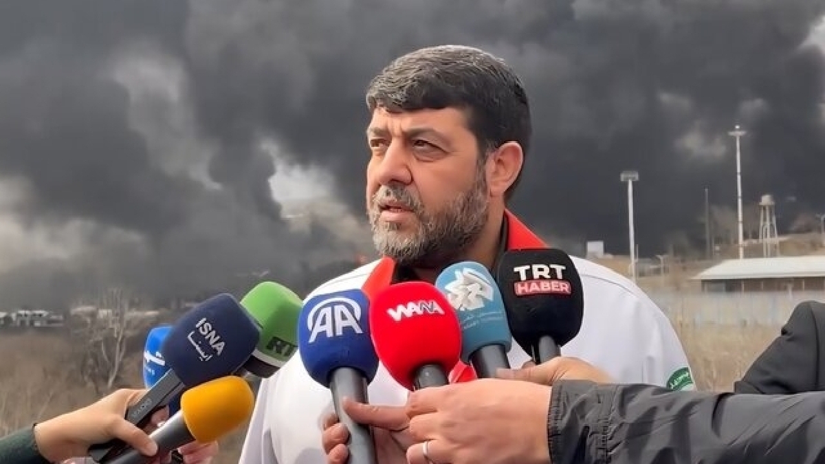 باشگاه خبرنگاران -اجازه ندادیم مردم برای تهیه دارو نگران شوند/ افزایش تمایل مردم برای پیوستن به هلال احمر