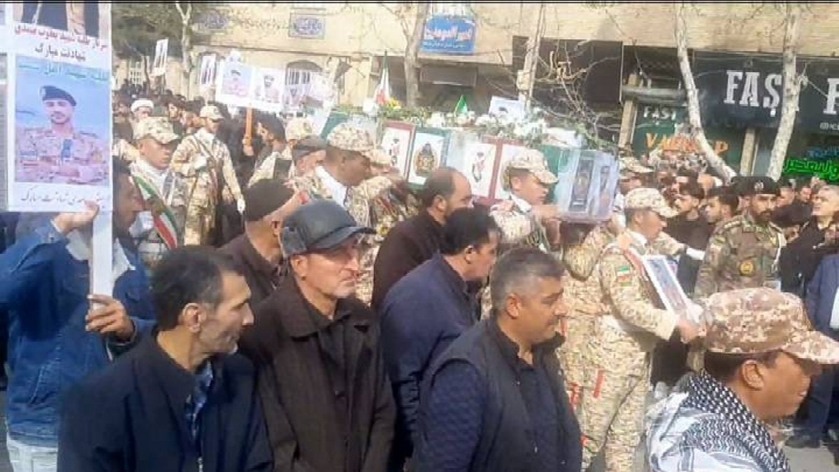 باشگاه خبرنگاران -تشییع پیکر شهید والامقام در سلماس+تصاویر