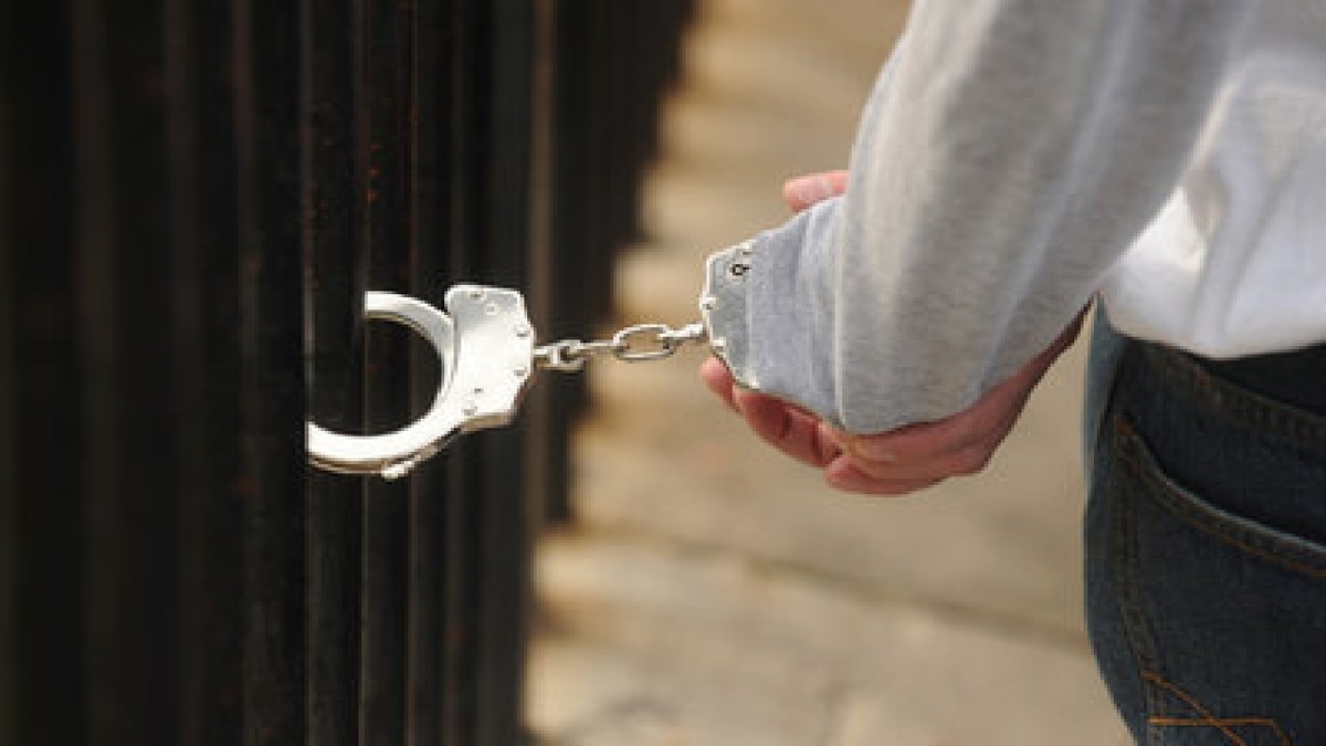 باشگاه خبرنگاران -دستگیری عامل تحویل وی پی ان به عناصر جاسوسی