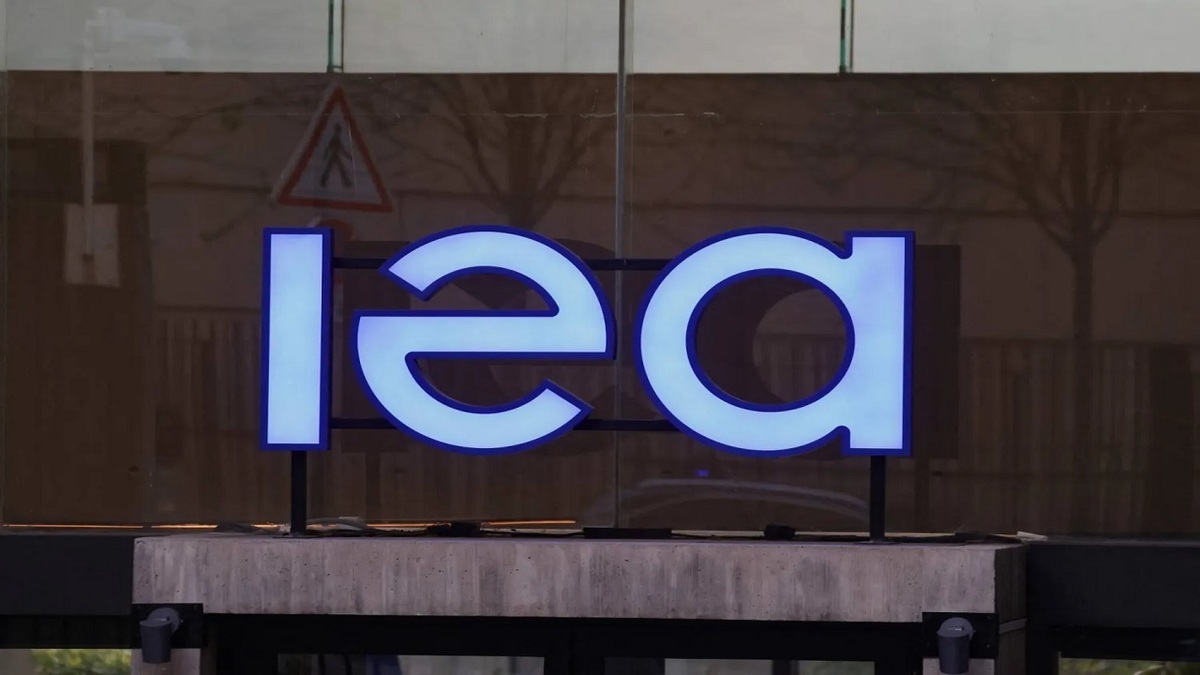 باشگاه خبرنگاران -سقوط سنگین عرضه و تقاضای نفت در پی جنگ علیه ایران