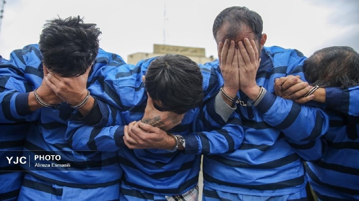 باشگاه خبرنگاران -دستگیری بیش از ۳۵۰۰ سارق و مهار ۷۳ مجرم حرفه‌ای در ایام جنگ تحمیلی سوم