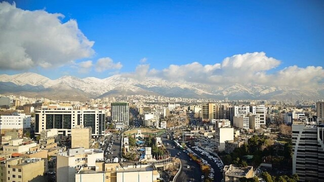 افزایش نسبی دما در تهران تا یکشنبه/ رگبار و رعد و برق در ارتفاعات