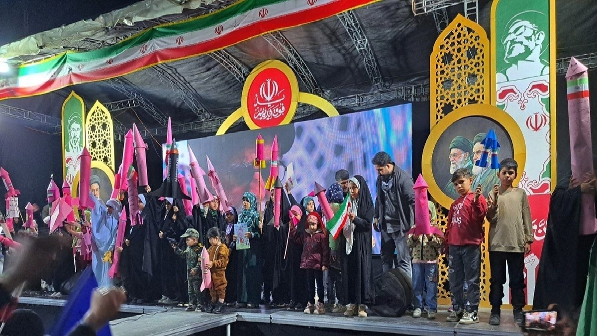 باشگاه خبرنگاران -تداوم قرار های شبانه رشتوندان در میدان وفاداری و  مقاومت + فیلم