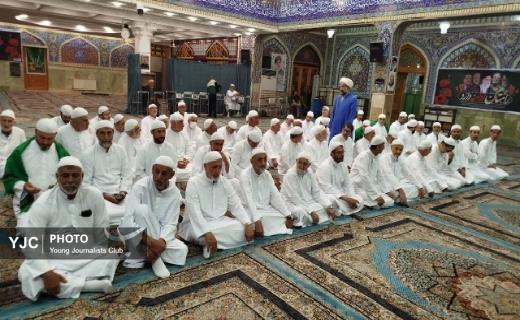 عطرافشانی حرم سیدجلال الدین اشرف به مناسبت دهه کرامت در آستانه اشرفیه