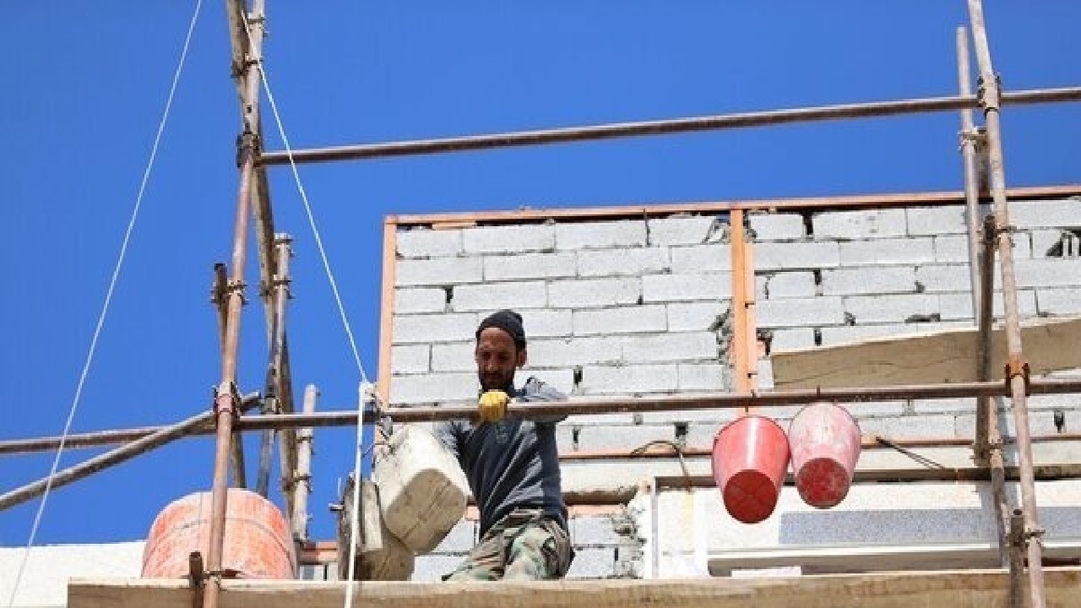 باشگاه خبرنگاران -حق بیمه ماهانه کارگران ساختمانی در ۶ ماه نخست سال