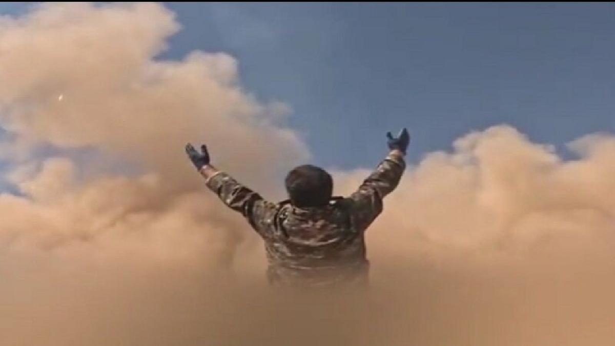 باشگاه خبرنگاران -از کتیبه‌های نقش‌رستم و پاسارگاد تا سربازان پای لانچر