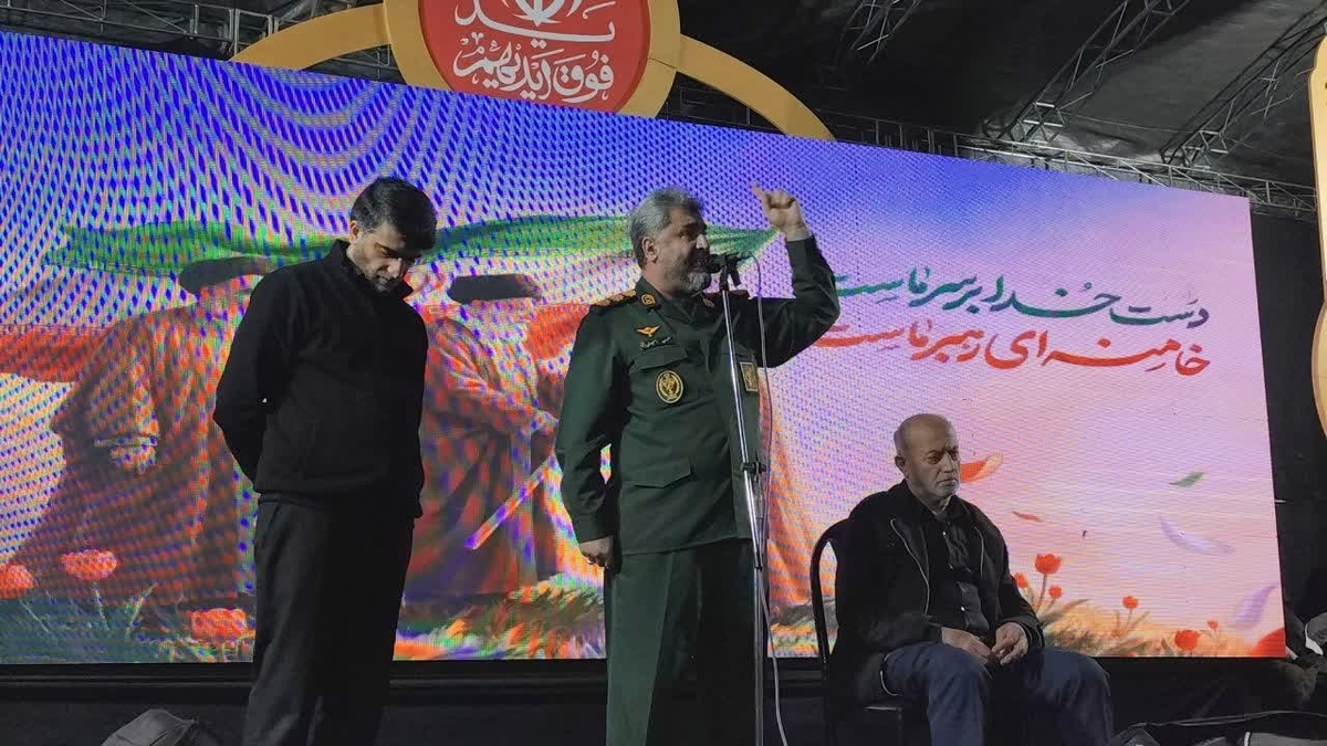 باشگاه خبرنگاران -انقلاب اسلامی همچنان ریشه‌دار و استوار ایستاده است