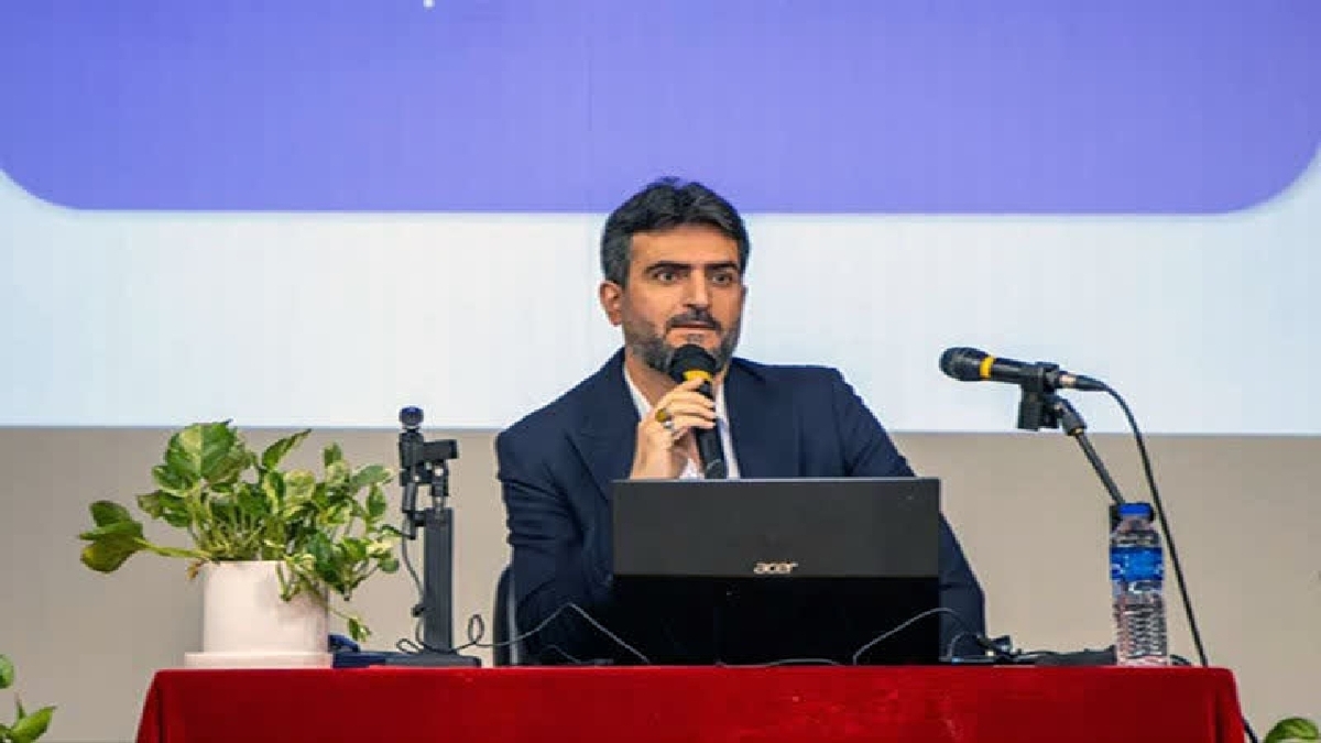 باشگاه خبرنگاران -مجاهدت هنرمندان در روزهای ایستادگی / هنر تنها یک نمایش نیست