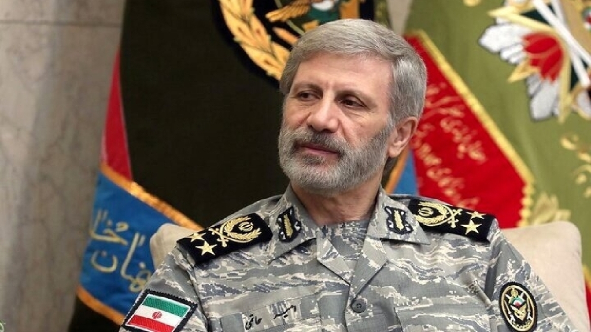 باشگاه خبرنگاران -فرمانده ارتش: با اتکا به قدرت و پشتوانه ملت ایران در برابر هرگونه تهدید دشمن می‌ایستیم