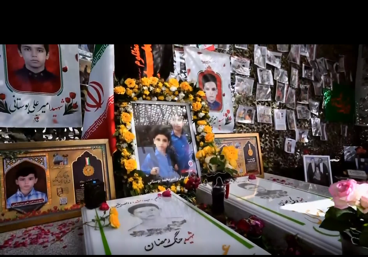 نواخته شدن زنگ سپاس در مدرسه شجره طیبه میناب