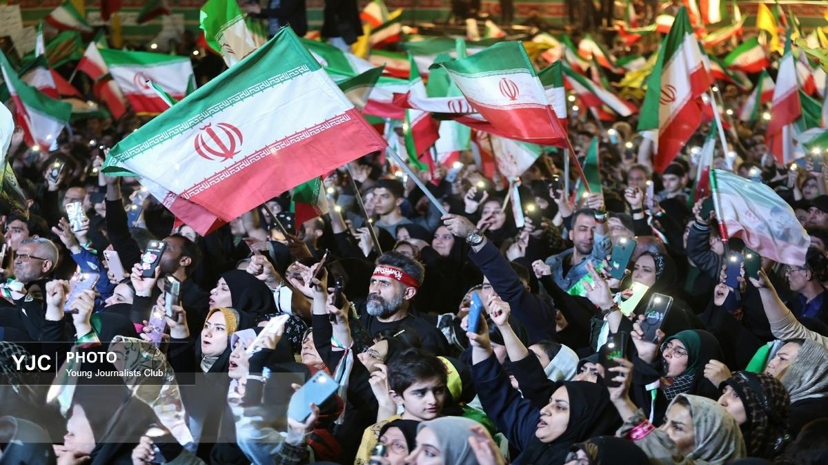 باشگاه خبرنگاران -سرود به‌مثابه حافظه فعال؛ وقتی خیابان به کُر ملی تبدیل می‌شود
