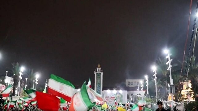 فریاد «اتحاد، اتحاد» در اجتماع میدان شهدای ذهاب رشت + فیلم
