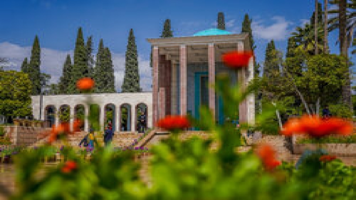 باشگاه خبرنگاران -شیراز؛ شهر اردیبهشت و پناهگاه صلح