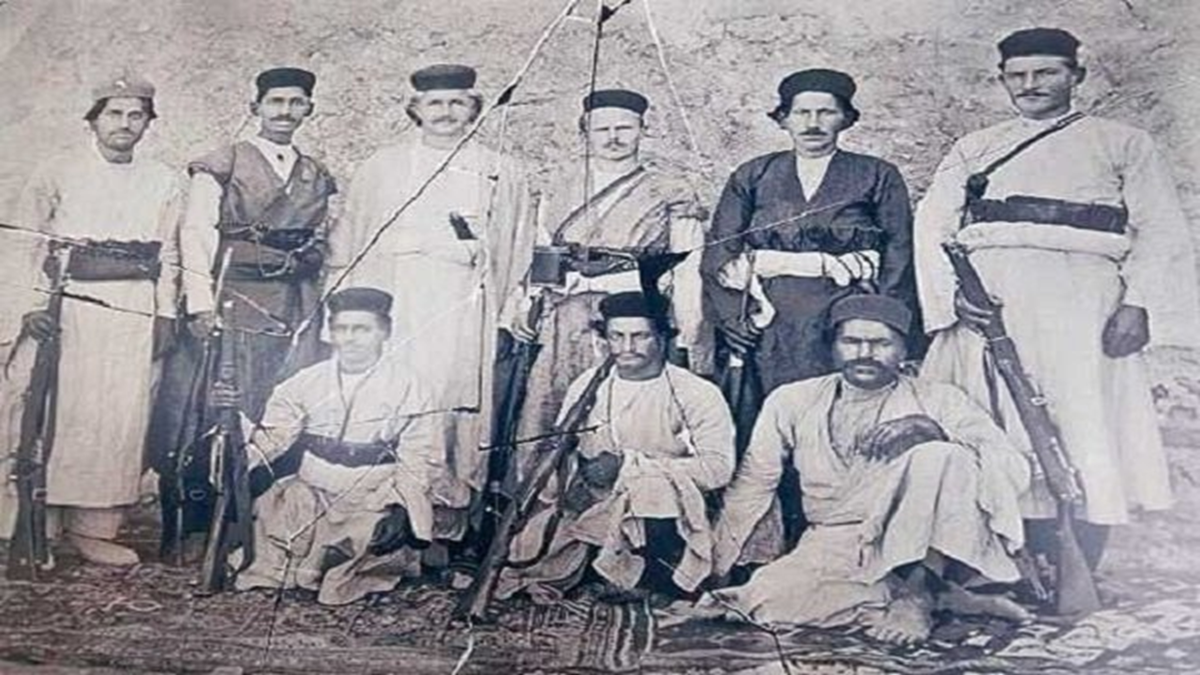 باشگاه خبرنگاران -حماسه جاوید مقاومت ملی ایرانیان و پرچمداری رئیسعلی در پاسداری از وطن