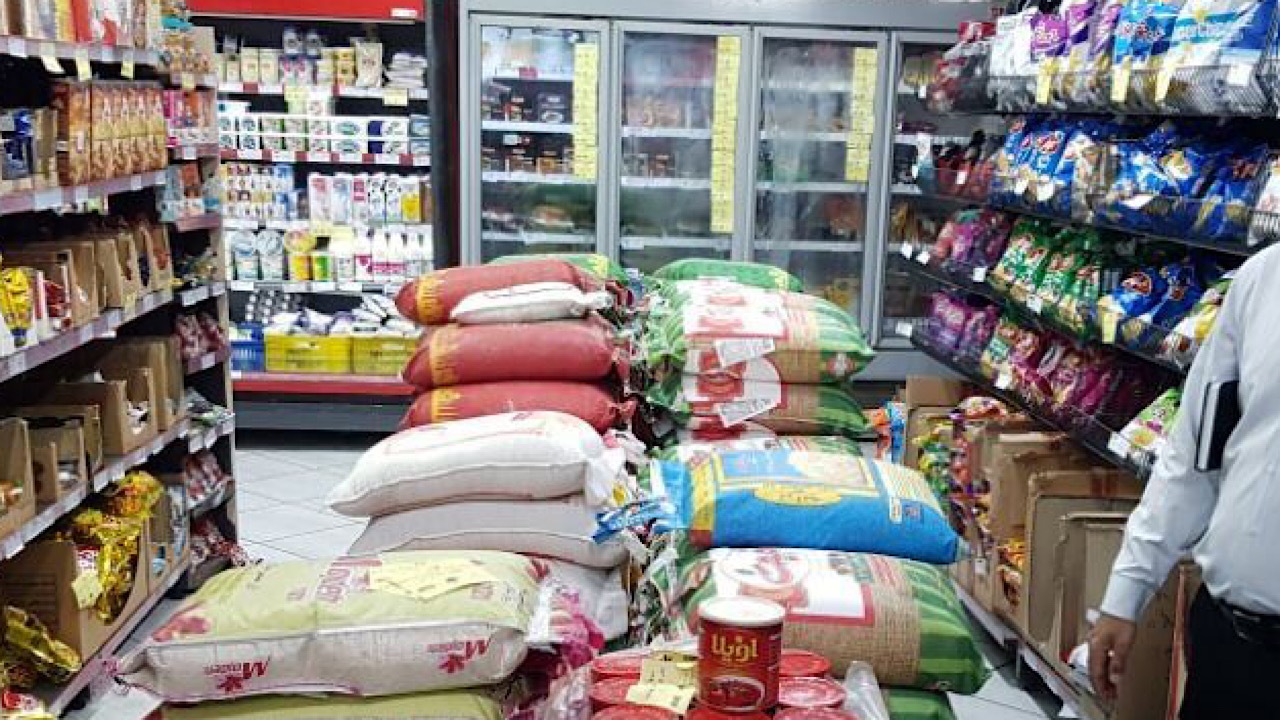 کمبودی در کالاهای اساسی وجود ندارد