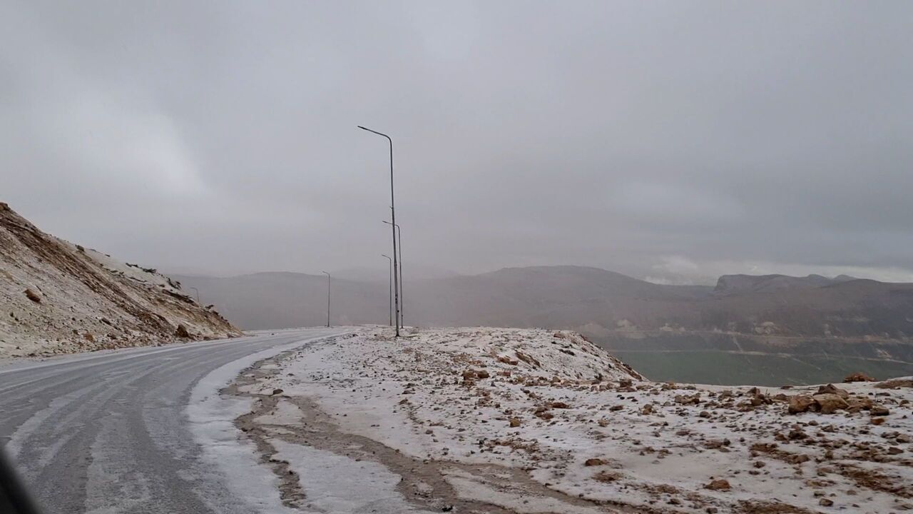 بارش برف اردیبهشت‌ماه در کوهرنگ