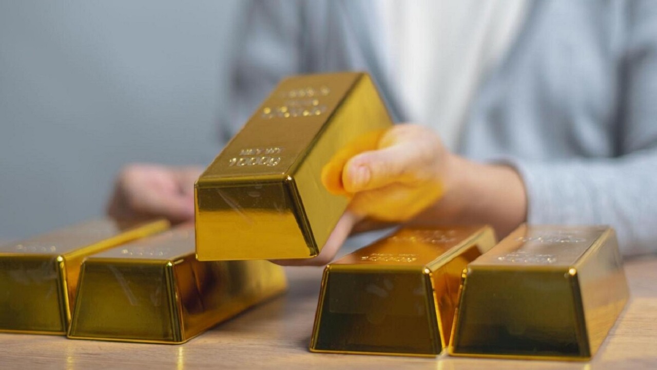 کاهش قیمت جهانی طلا در سایه تداوم انسداد تنگه هرمز