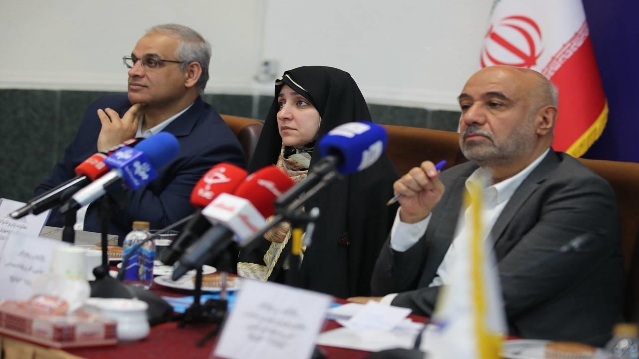 احمد میدری: توسعه بازار مشاغل خانگی و تولید خانواده‌ محور شتاب می‌گیرد