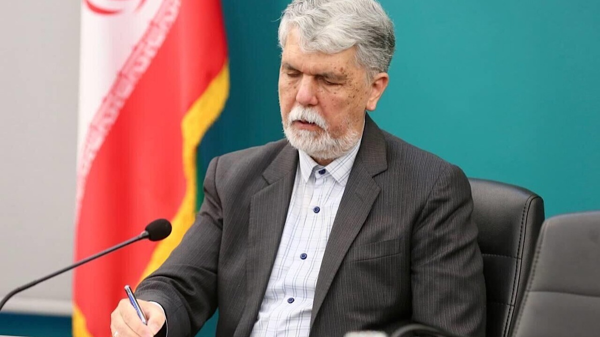 باشگاه خبرنگاران -زبان فارسی از مهمترین ستون‌های ماندگاری صدای مستقل ایران در جهان است